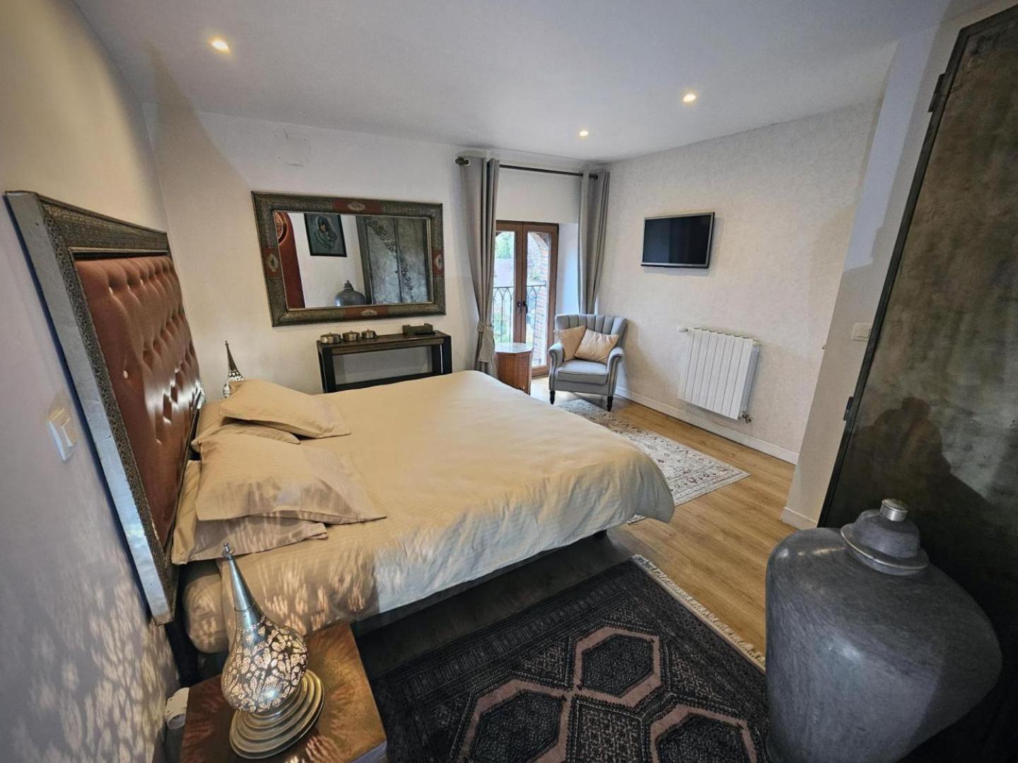 Le Corrigot Hotel Pierry Bilik gambar