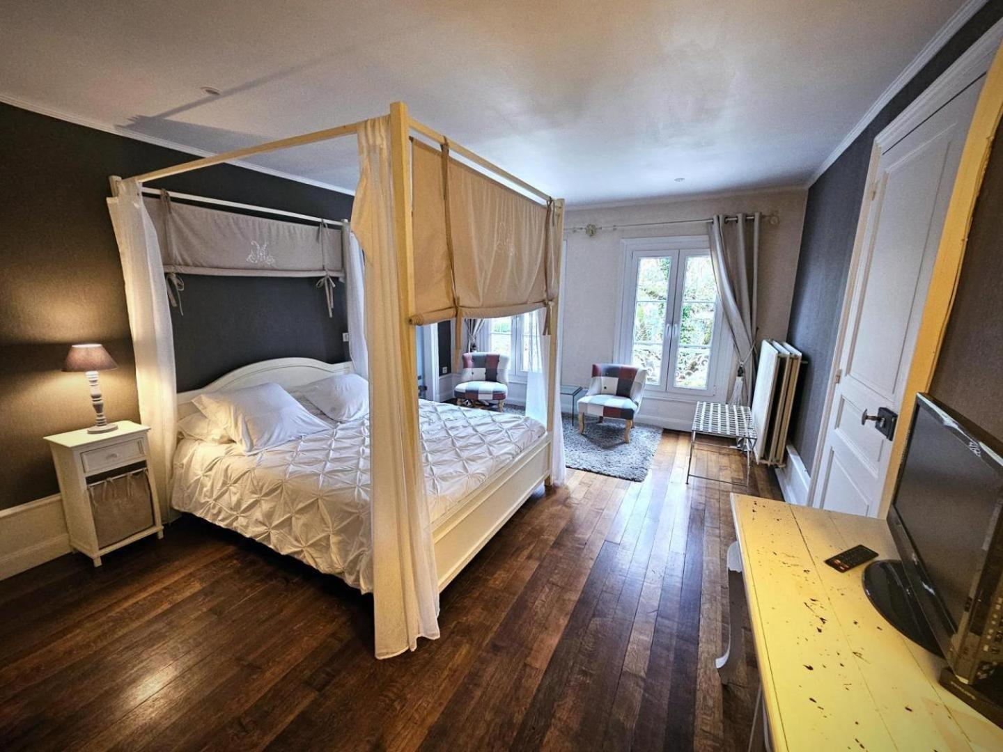 Le Corrigot Hotel Pierry Bilik gambar